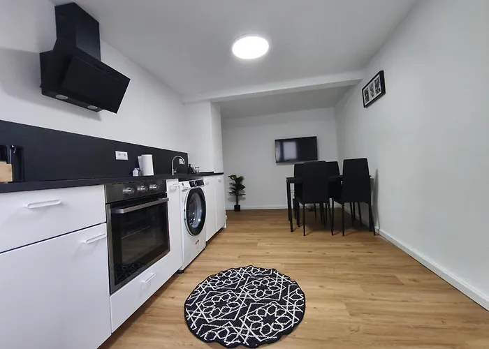 Lägenhet The Guenz Homes 1 *